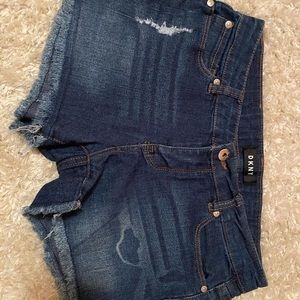 DKNYjean shorts